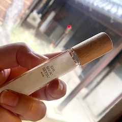 古い街にも合う香りでありたい